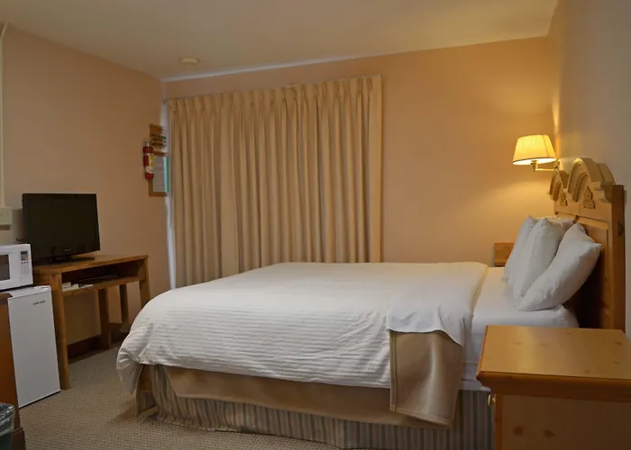 Motels in Lamoni