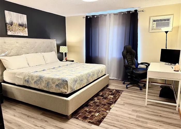 Motels in Auburn