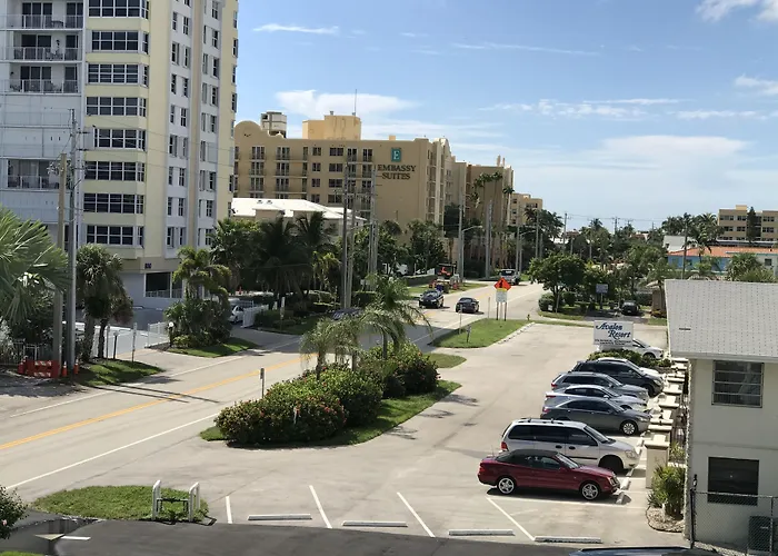 Cheap Hotels in Deerfield Beach