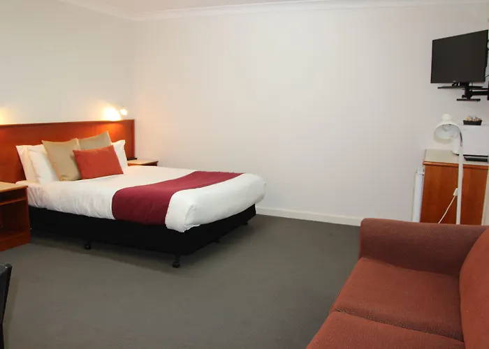 Motels in Springwood