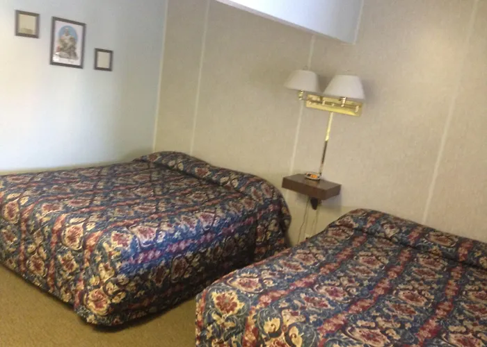 Motels in Jamestown