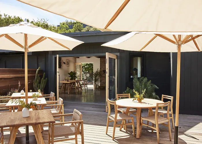 Motels in Malibu