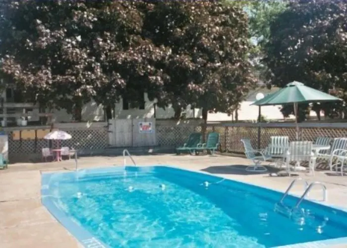 Motels in Pulaski