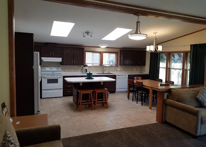 Motels in Mount Horeb