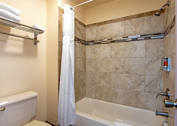 Motels in Gypsum
