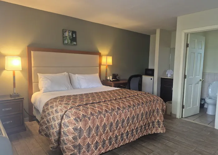 Motels in New Milford