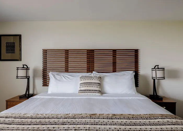 Motels in Braintree