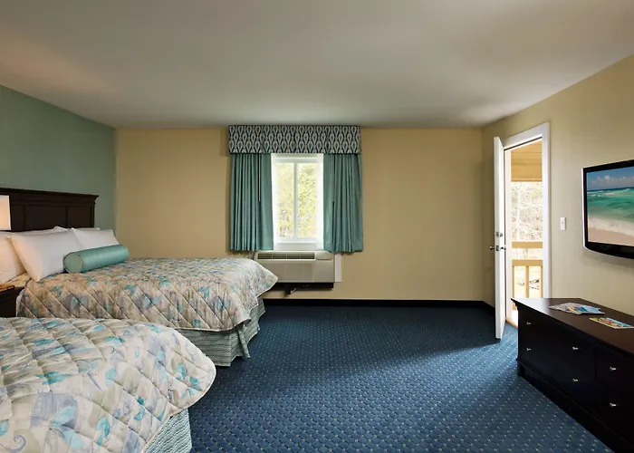 Motels in Brewster