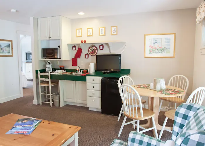 Motels in Lincolnville