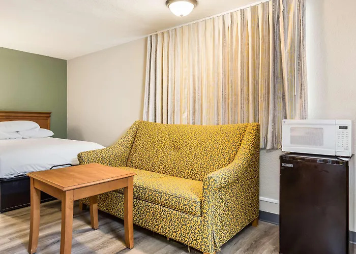 Motels in Lebanon