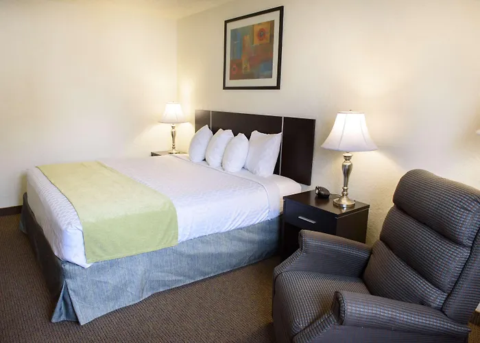 Motels in Highland