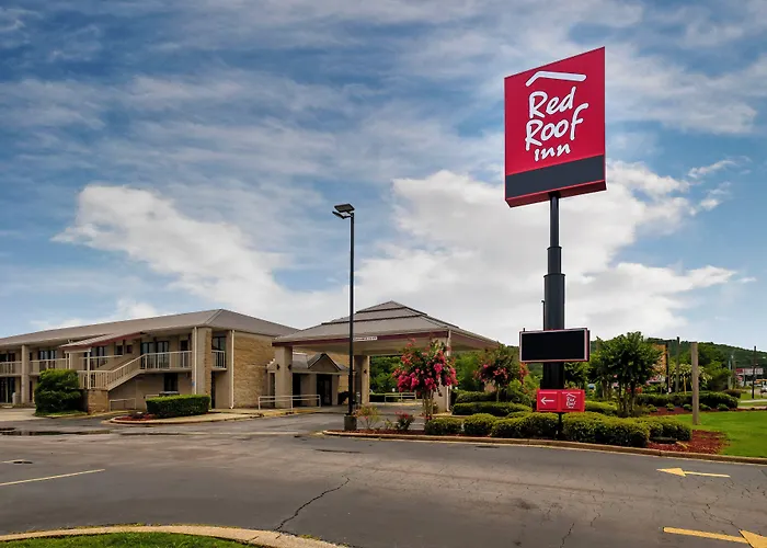 Motels in Lineville