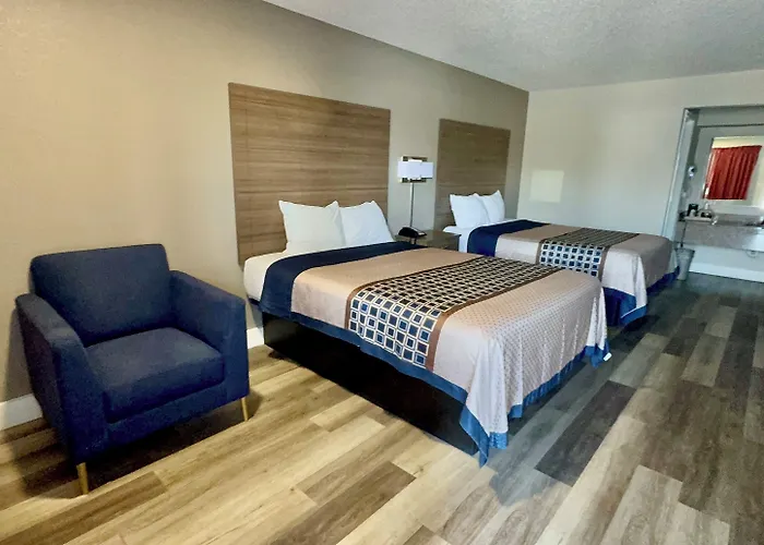 Motels in Liberty