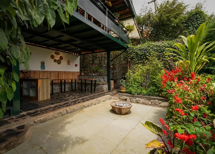 Bed and Breakfast in Udagamandalam