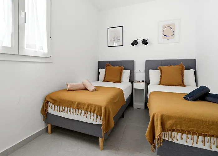 Cheap Hotels in Estepona