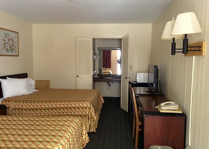 Motels in Monroe