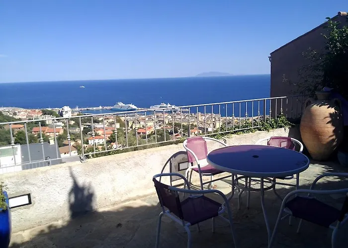 Pensionen in Bastia (Corsica)