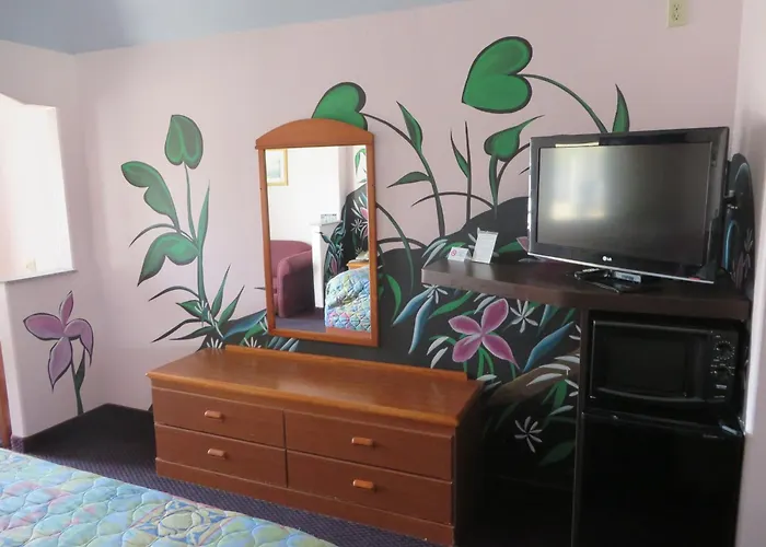 Motels in Kinwood