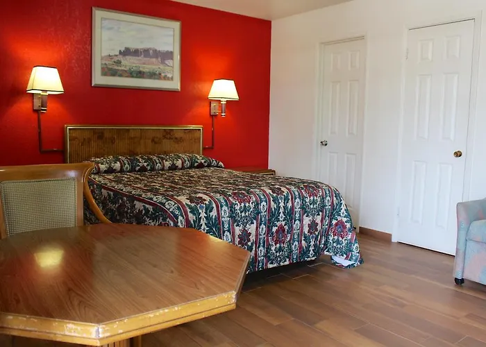 Motels in Peoria