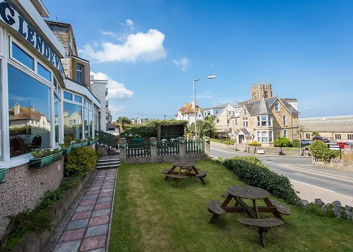 Guest Houses in Newquay (Cornwall)