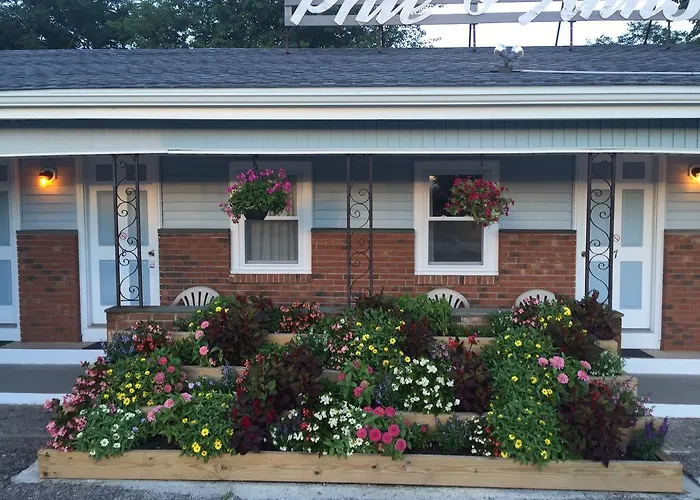 Motels in Charlestown