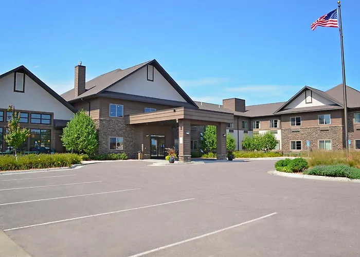 Motels in Luverne