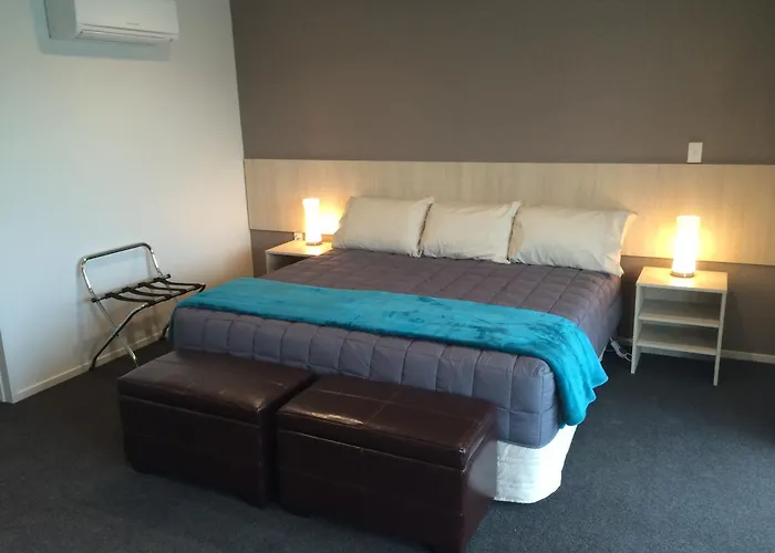 Motels in Rolleston