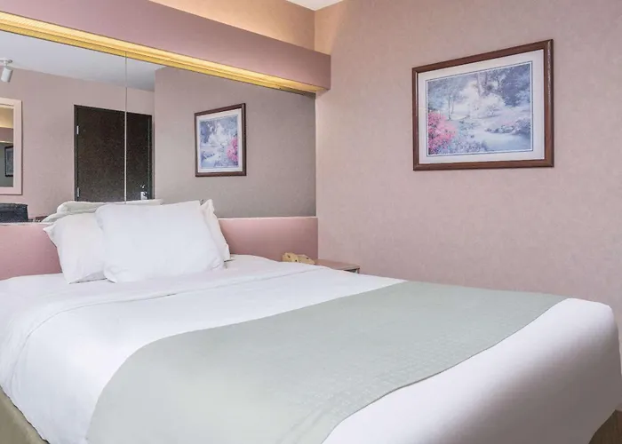 Motels in La Crescent