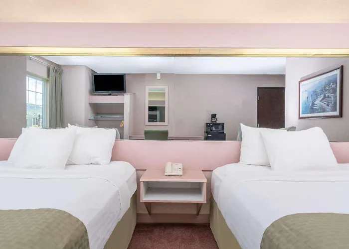 Motels in Harmony