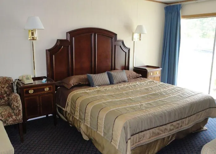 Motels in Newport