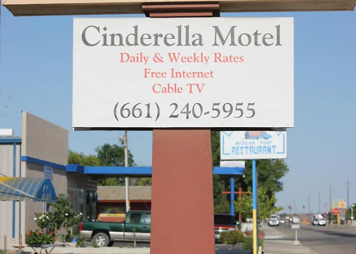 Motels in Wasco