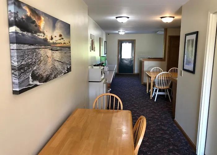 Motels in Ishpeming