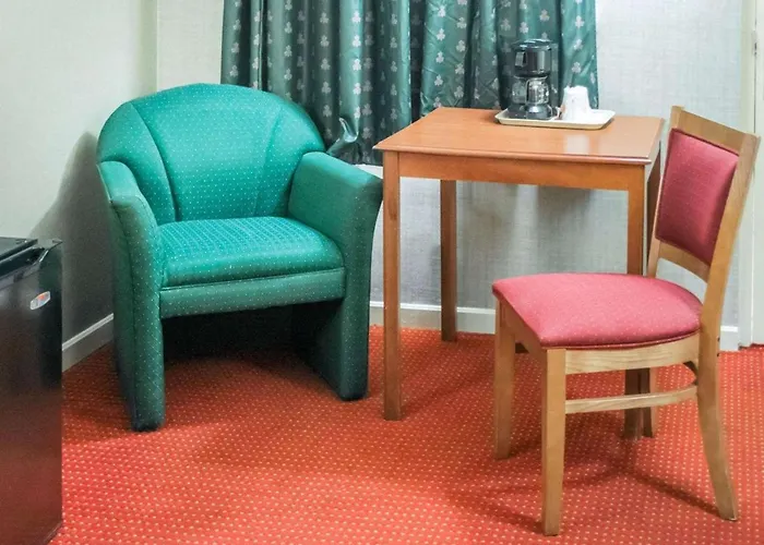 Motels in Newton Falls