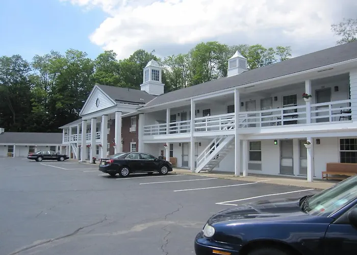 Motels in Jamestown