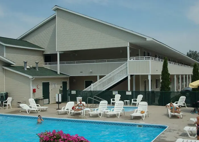 Motels in Baldwin