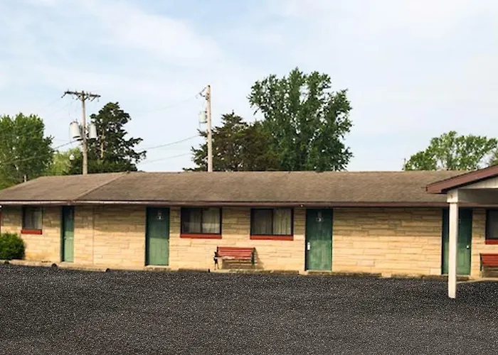 Motels in Clinton