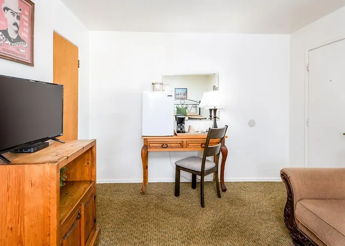 Motels in Tombstone