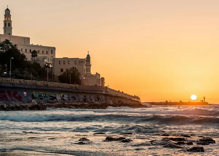 Cheap Hotels in Tel Aviv